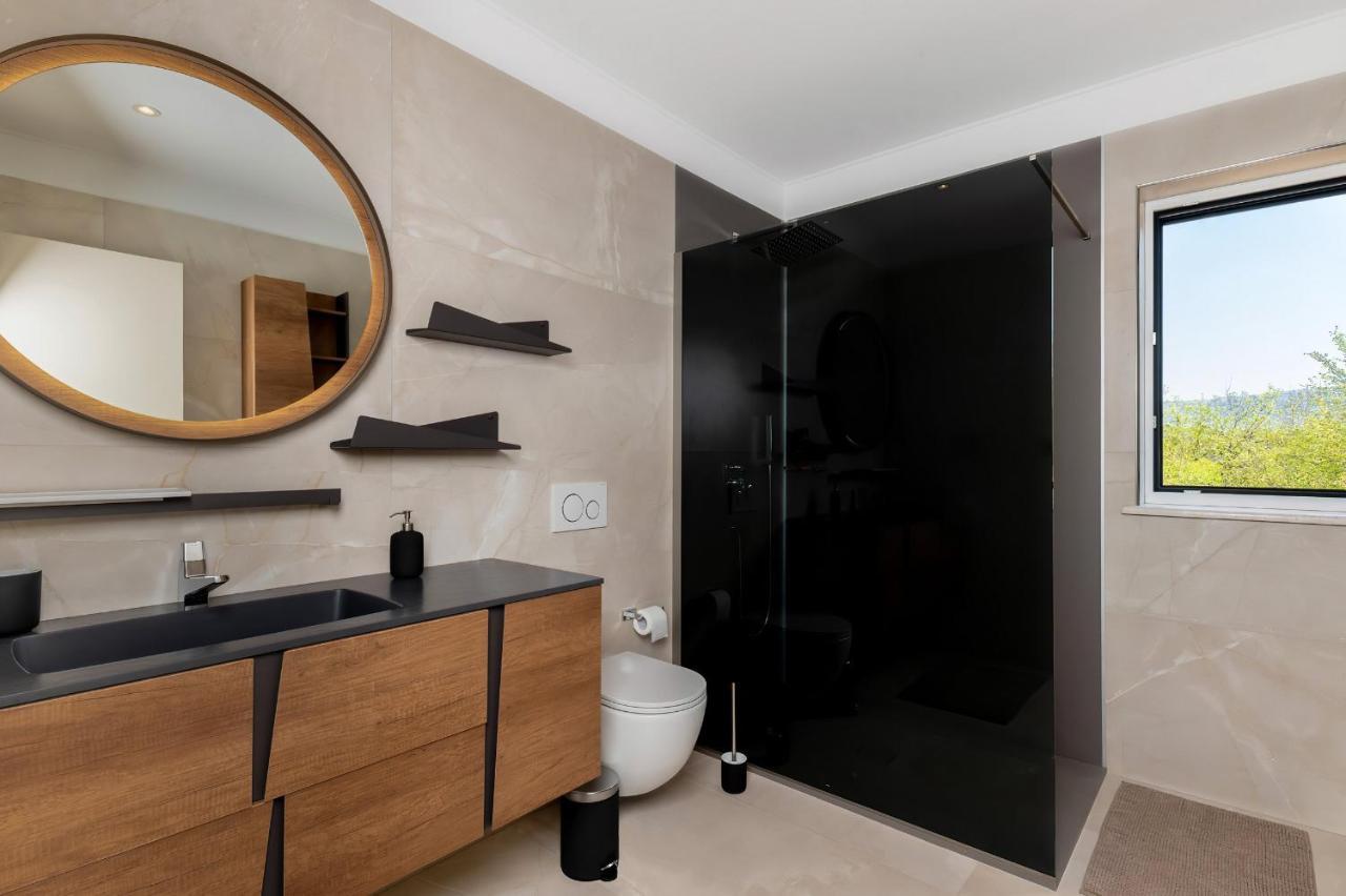 Potpićan Luxury Villa Santa Cruz With Xl Pool And Jacuzzi מראה חיצוני תמונה