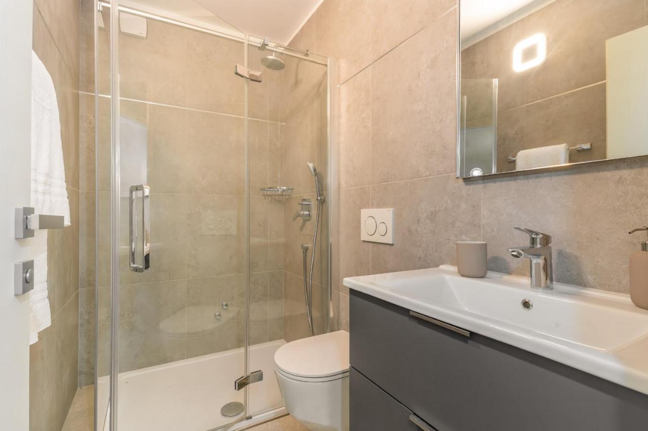 Potpićan Luxury Villa Santa Cruz With Xl Pool And Jacuzzi מראה חיצוני תמונה