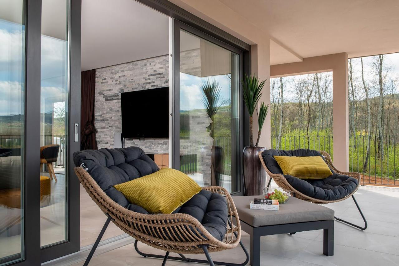 Potpićan Luxury Villa Santa Cruz With Xl Pool And Jacuzzi מראה חיצוני תמונה