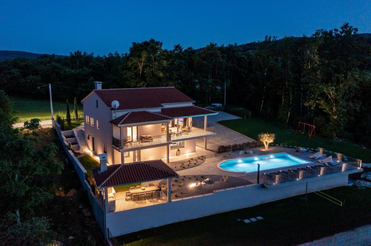 Potpićan Luxury Villa Santa Cruz With Xl Pool And Jacuzzi מראה חיצוני תמונה